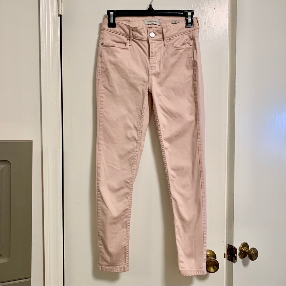 Calvin Klein Ankle Skinny Jeans (light pink/blush)